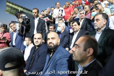 بهره برداری از طرح نوسازی ورزشگاه شهید وطنی با حضور مخبر و سجادی