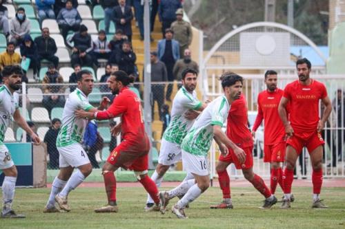 خیبر از کرمان به جمع مدعیان پیوست