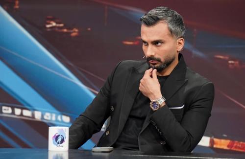 حرکت جنجالی میثاقی ضد سخنگوی پرسپولیس روی آنتن زنده
