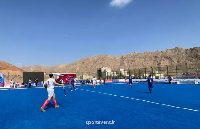 دو اردو برای هاکی سالنی بانوان و تیم امید هاکی چمنی ایران