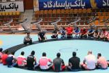با رئیس بعدی جریان كشتی ادامه خواهد داشت، نباید خودزنی نماییم