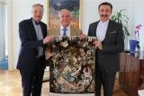تمجید رئیس جهانی از محبوبیت والیبال در ایران